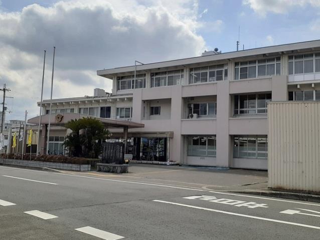 役所　岩出市役所様（役所）まで300m