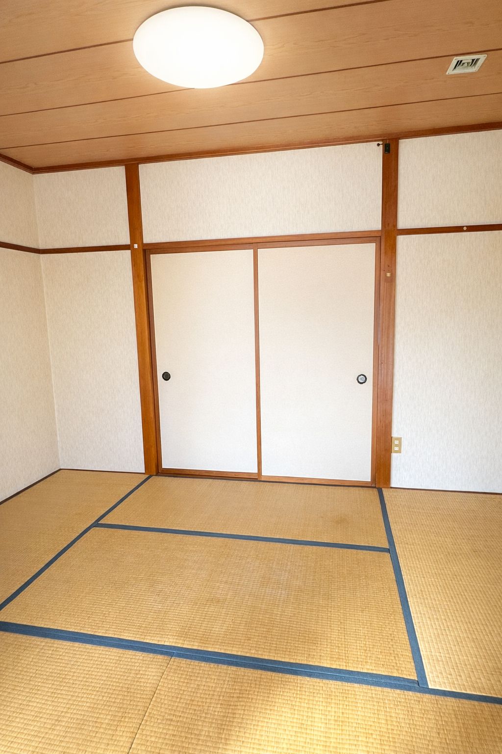 第二久保アパートの居間写真