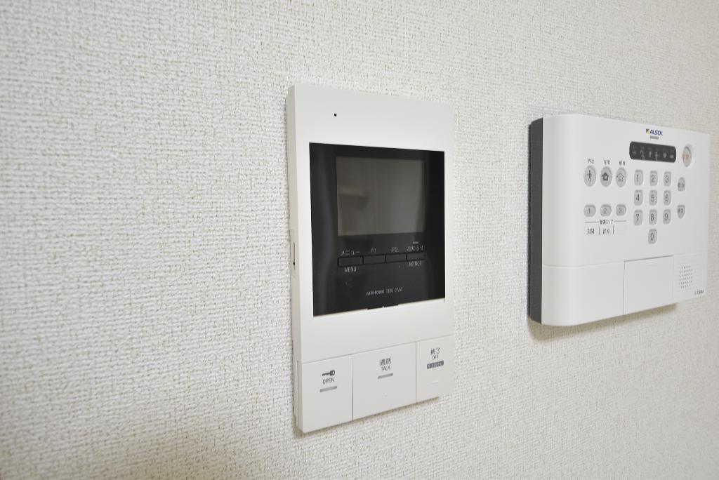 セキュリティ　カメラ付インターホン