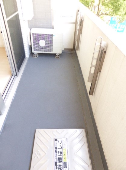 バルコニー　※別部屋の参考写真です。