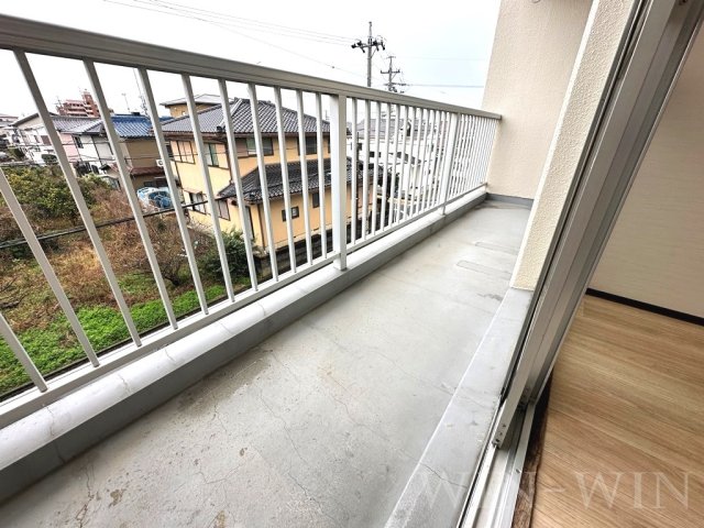 バルコニー　イメージ（同建物内別部屋の写真です）