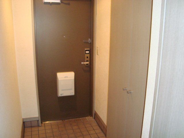 玄関　物件画像