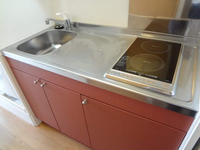 キッチン　広々キッチンで料理も楽々！