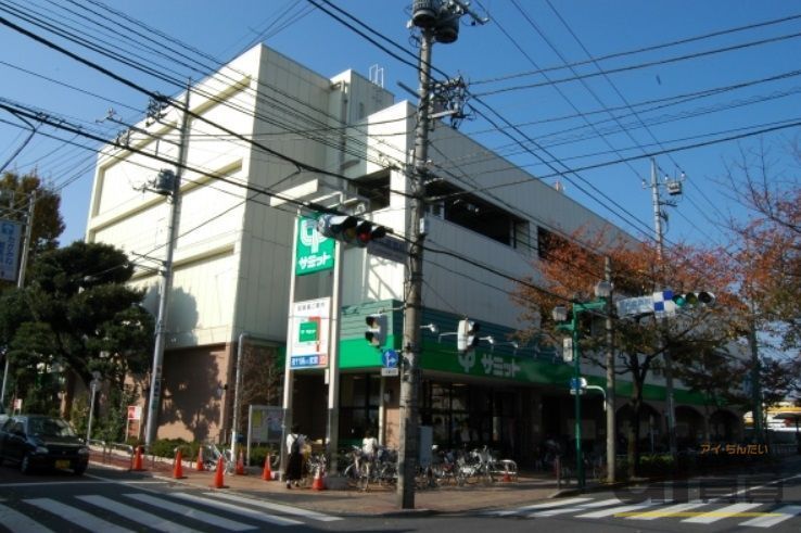 スーパー　サミットストア大泉学園店（スーパー）まで210m