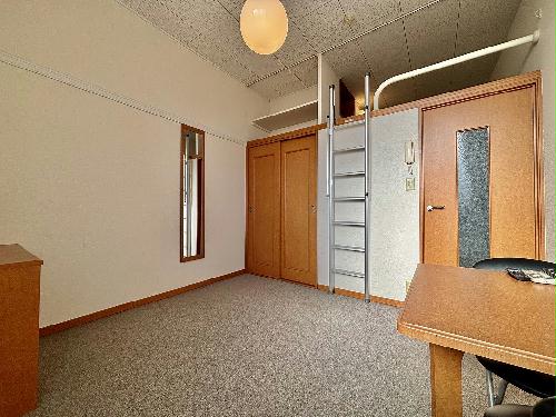 居室・リビング　設備・仕様は号室により異なる為、現況を優先いたします。