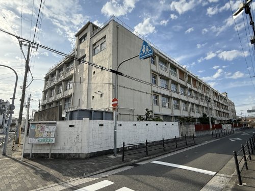 中学校　大阪市立大和川中学校（中学校）まで531m