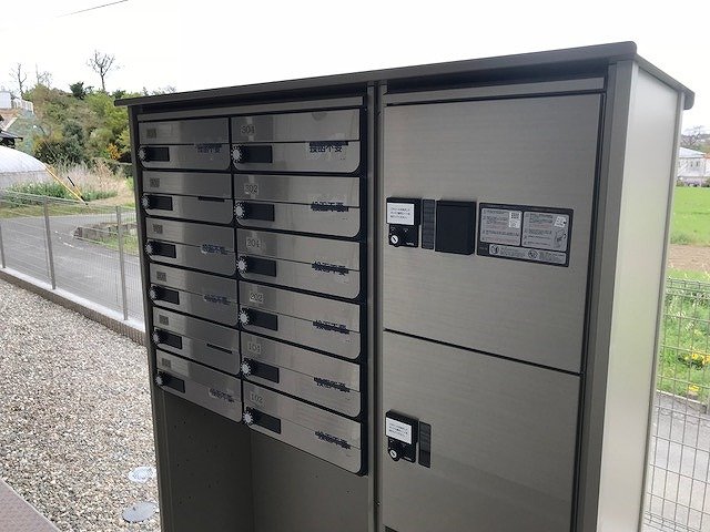 その他　宅配ボックス完備