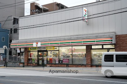 コンビニ　セブン－イレブン文京千石１丁目店（コンビニ）まで392m