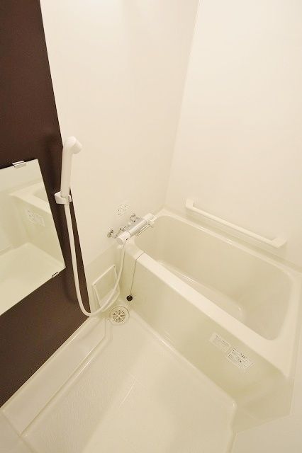 バス・シャワールーム　★乾燥機付き浴室★