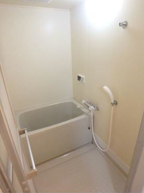 バス・シャワールーム　※同管理会社参考写真です