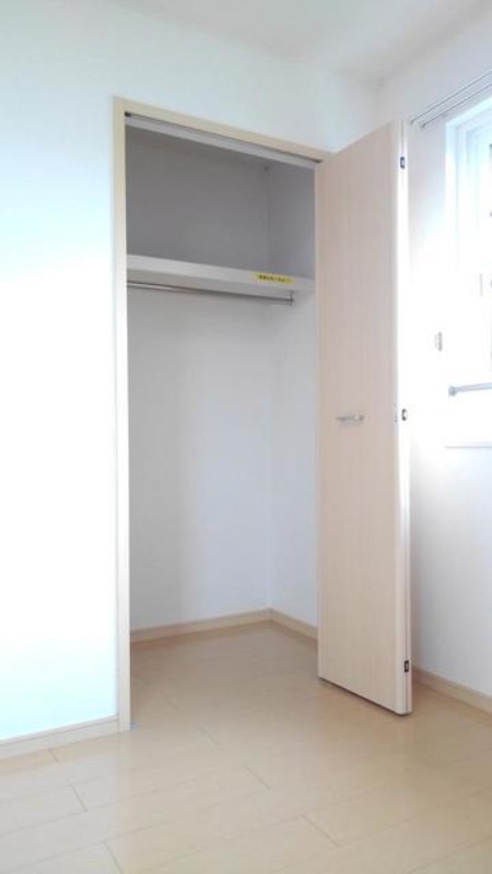 収納　図面と現状に相違がある場合には現状を優先