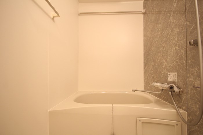 バス・シャワールーム　浴室乾燥機付きバス