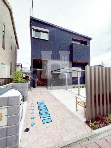 建物外観　外観は落ち着いています