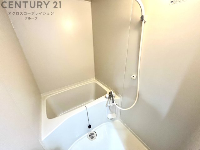 バス・シャワールーム　シンプルで機能的なユニットバスです！