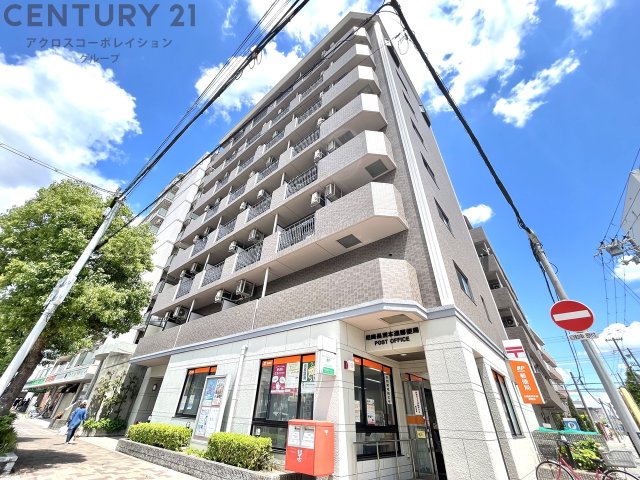 建物外観　オートロックで外部の人間が簡単に出入りできないため安心です。