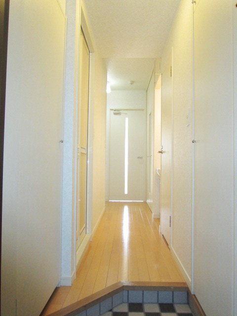 玄関　収納もある玄関です