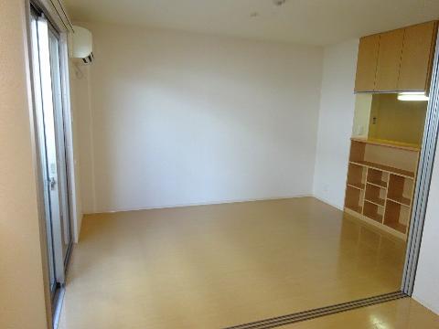 居室・リビング　リビング