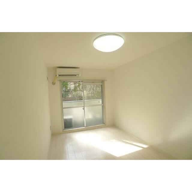 居室・リビング　居室