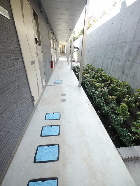 エントランス　★玄関前のスペースです★