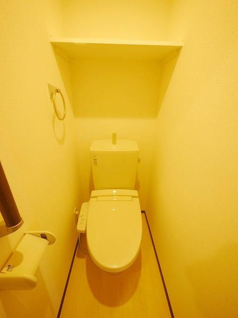 トイレ　★ウォシュレット付のトイレです★