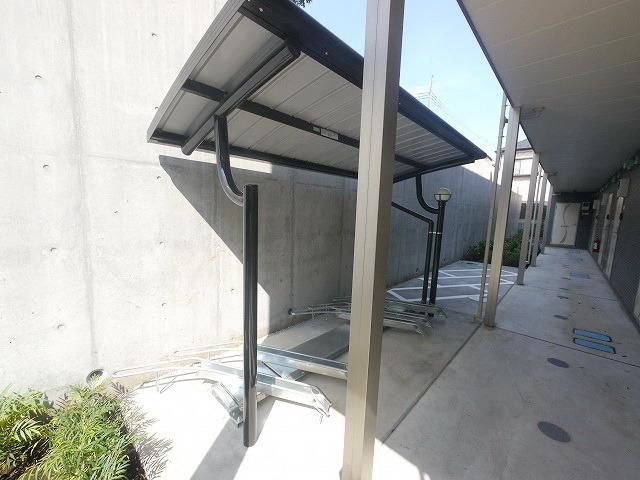 その他共有部分　★敷地内の屋根付駐輪場です★