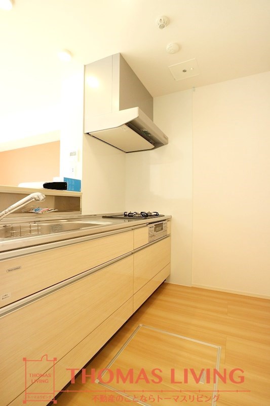 キッチン　写真は同型別物件（現況優先）