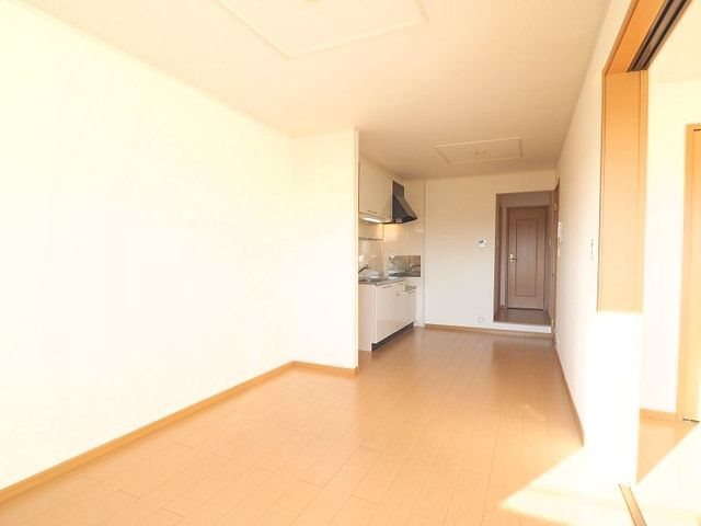 居室・リビング　※同タイプの写真になります。