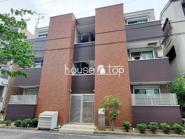 建物外観　2015年10月完成の築浅物件！オートロック・カードキー完備