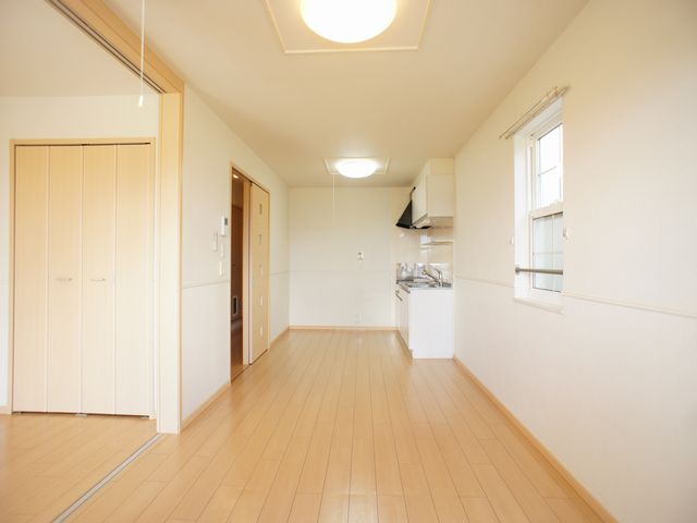 居室・リビング　快適に過ごせるエアコンが付いています♪