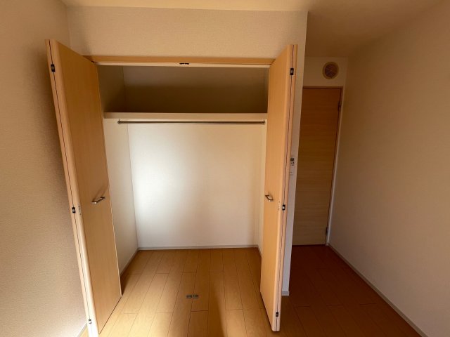 収納　クローゼット（洋室6.4帖）