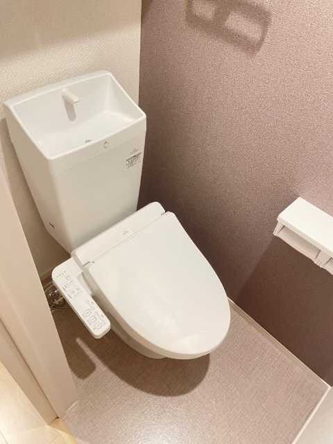 トイレ　同型写真