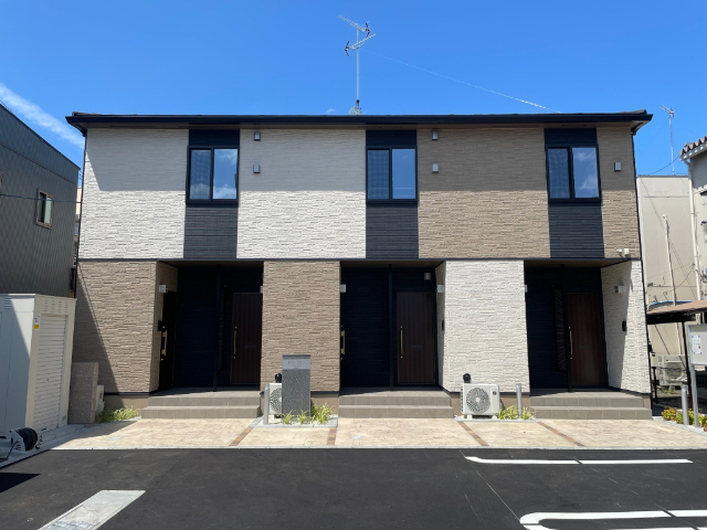 建物外観　同型写真