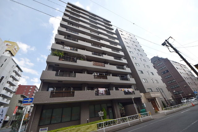 建物外観　～きれいな建物～