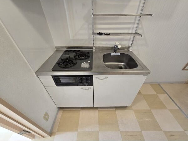 キッチン　初期費用分割可★ご希望の場所まで無料送迎サービス付♪