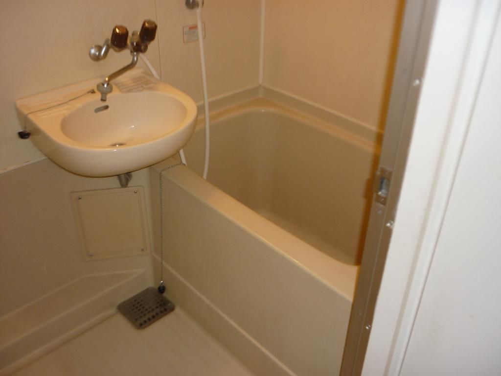 バス・シャワールーム　きれいなお風呂です