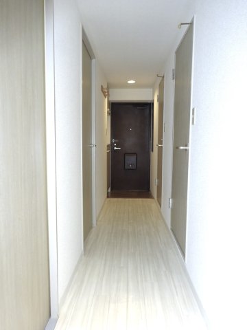 玄関　＊イメージです／同タイプのお部屋です