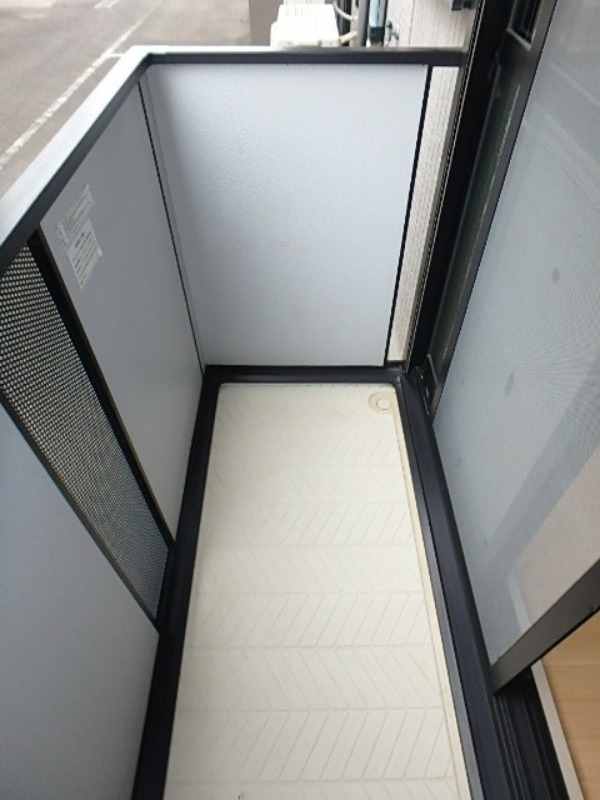 バルコニー　図面と現状に相違がある場合には現状を優先