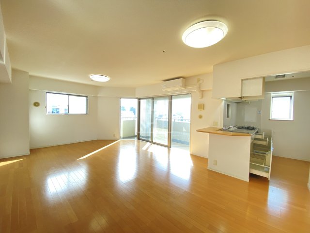 居室・リビング　アーデンタワー北堀江　リビング・ダイニングスペース