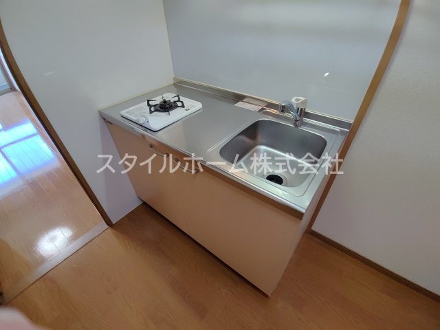 キッチン　別部屋写真です。