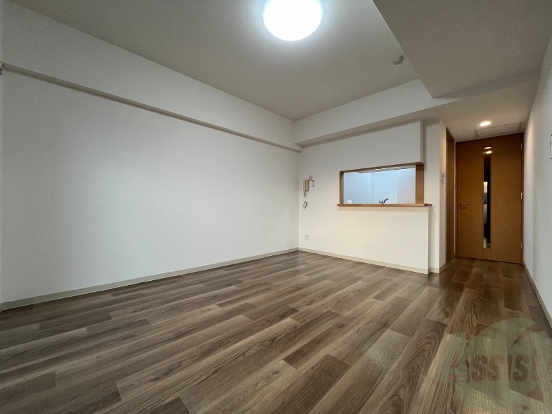 居室・リビング　広くてキレイなお部屋が広がっていて、充実した生活が送れそう。