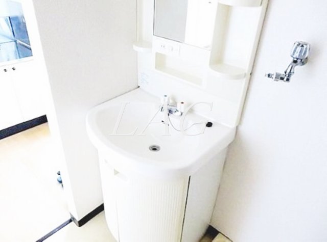 洗面設備　独立洗面台です。