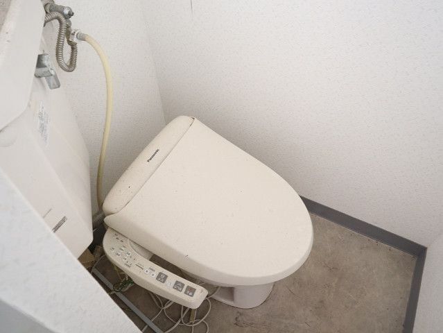 トイレ　トイレ