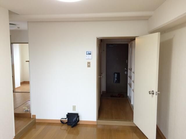 玄関　収納もある玄関です
