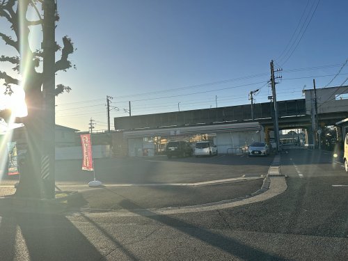 コンビニ　セブンイレブン 三河上郷駅前店（コンビニ）まで357m