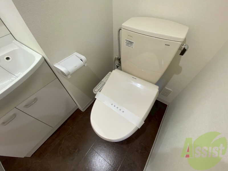 トイレ　トイレです。ウォシュレット付を探している方、おすすめです。