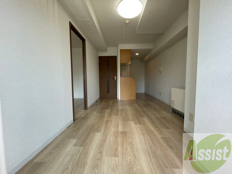 居室・リビング　広くてキレイなお部屋が広がっていて、充実した生活が送れそう。