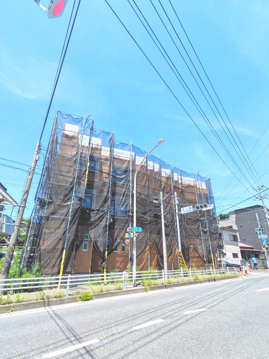 建物外観　建築中