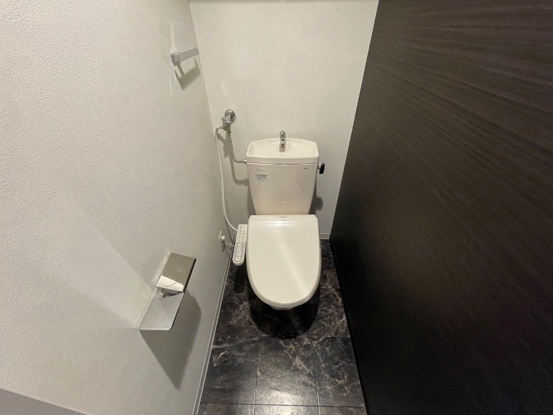 トイレ　トイレです。ウォシュレット付を探している方、おすすめです。