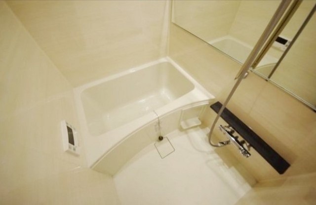 バス・シャワールーム　別部屋同仕様タイプ