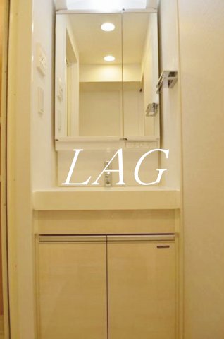 洗面設備　洗面台です。